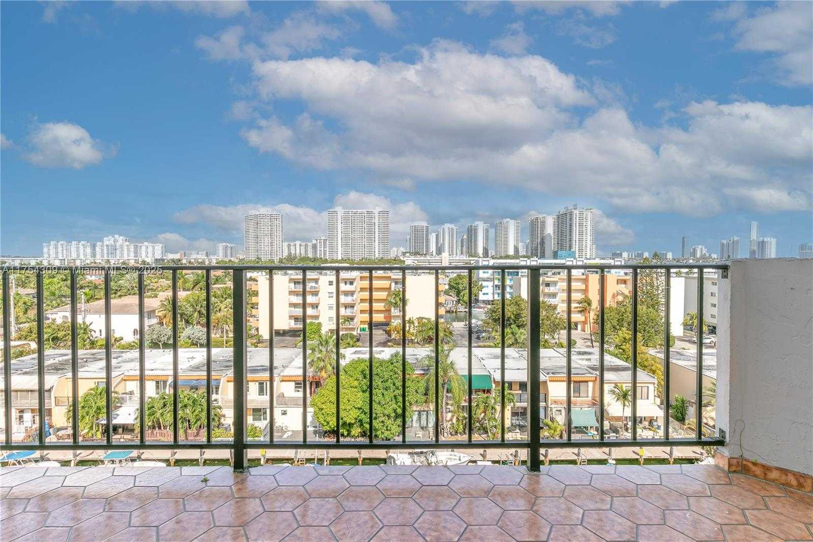 Small Image of 3545 NORTH EAST 166TH ST #807, North Miami Beach Number 16