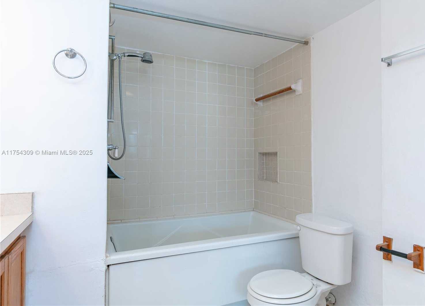 Small Image of 3545 NORTH EAST 166TH ST #807, North Miami Beach Number 28