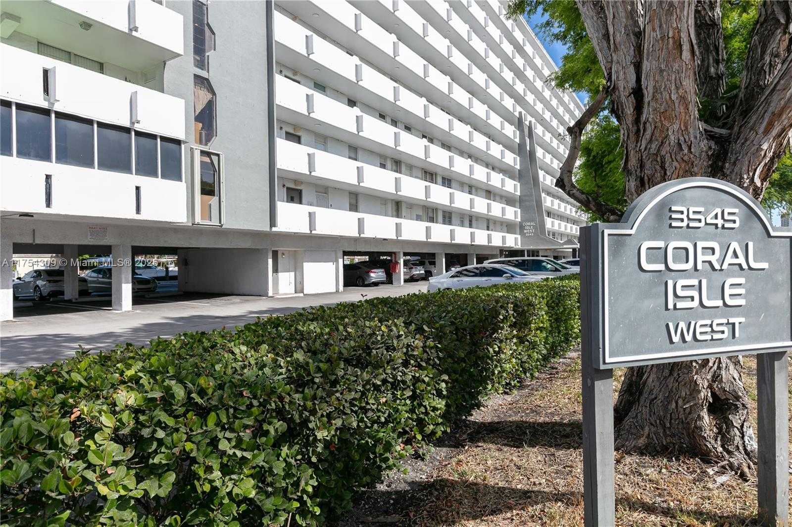 Small Image of 3545 NORTH EAST 166TH ST #807, North Miami Beach Number 33