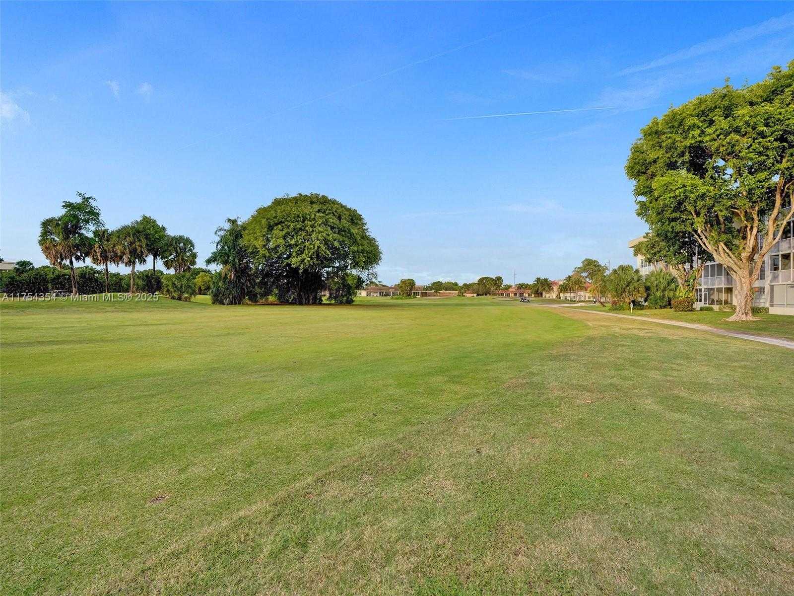 Small Image of 2651 SOUTH COURSE DR #410, Pompano Beach Number 43