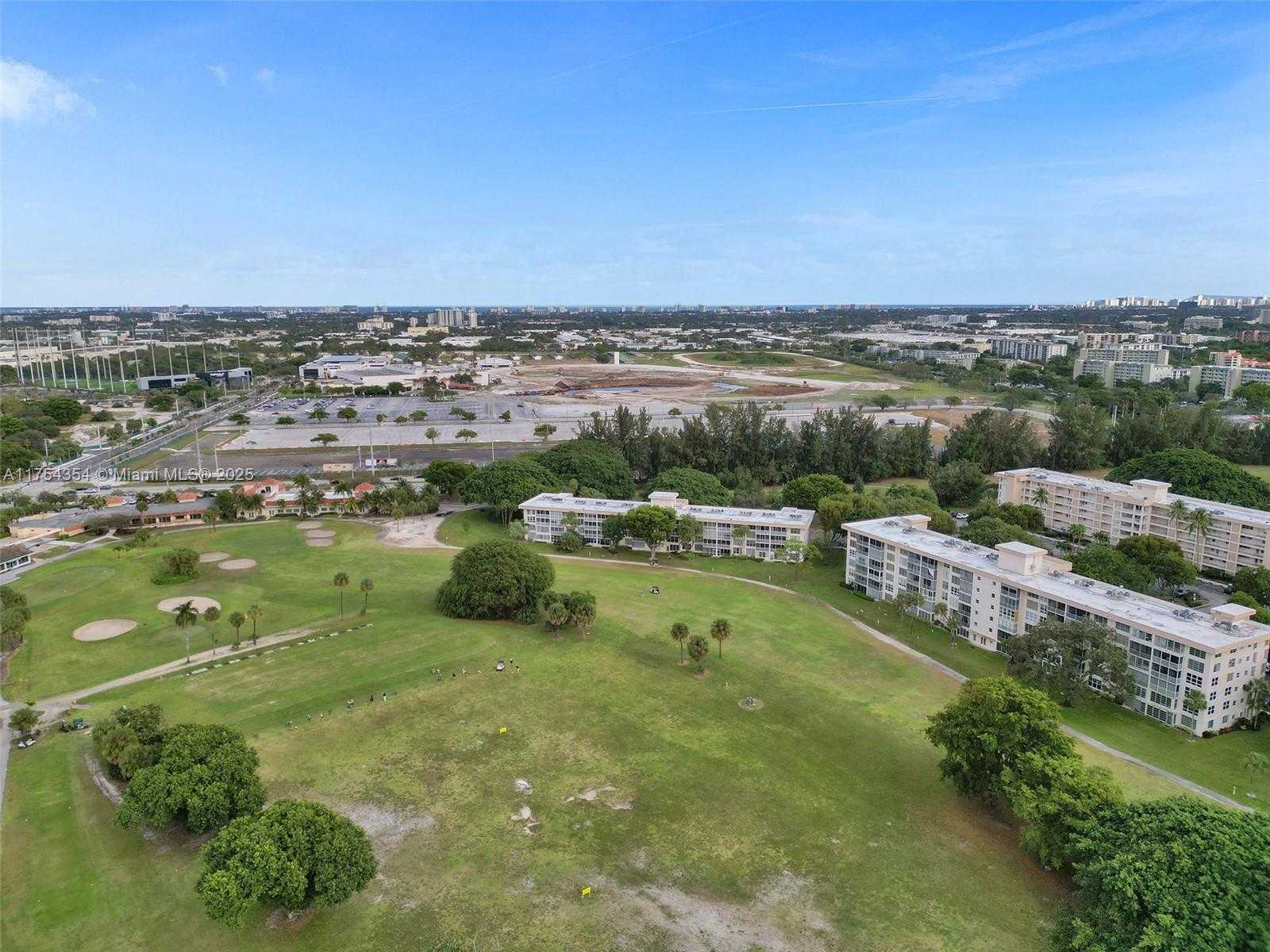 Small Image of 2651 SOUTH COURSE DR #410, Pompano Beach Number 47