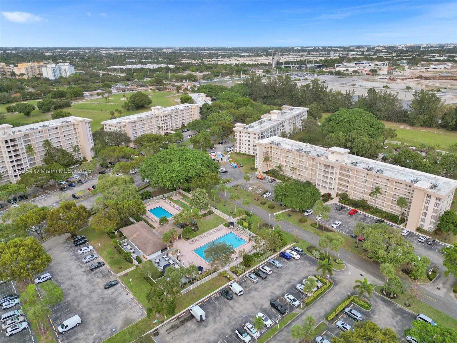 Small Image of 2651 SOUTH COURSE DR #410, Pompano Beach Number 49