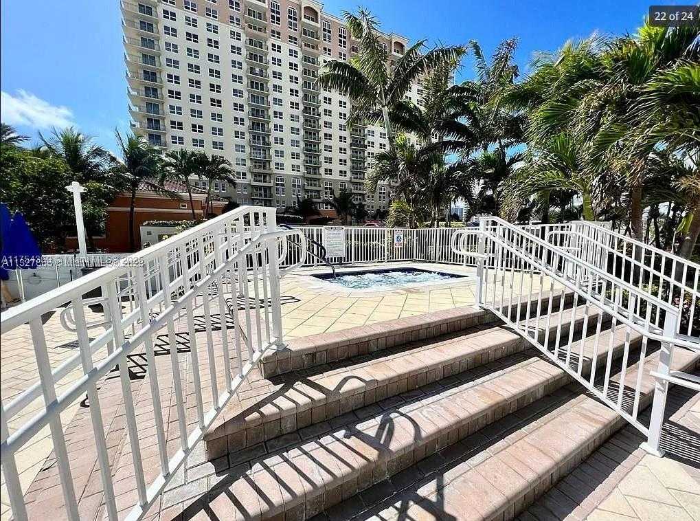 Small Image of 2030 SOUTH OCEAN DR #211, Hallandale Beach Number 18