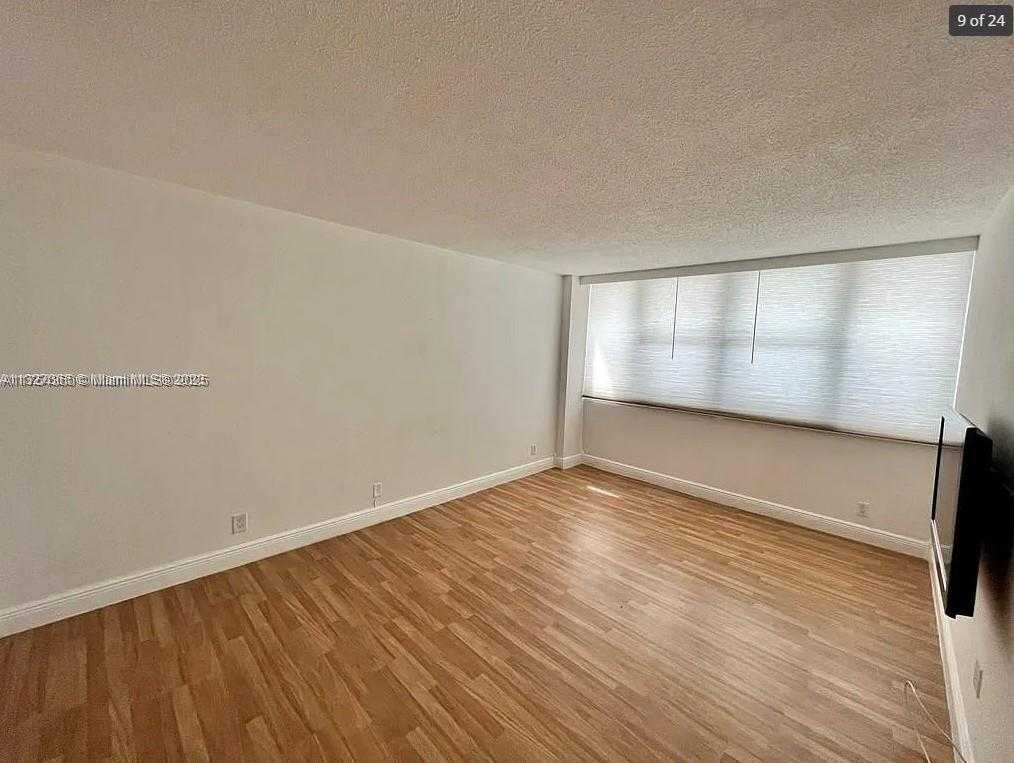 Small Image of 2030 SOUTH OCEAN DR #211, Hallandale Beach Number 4