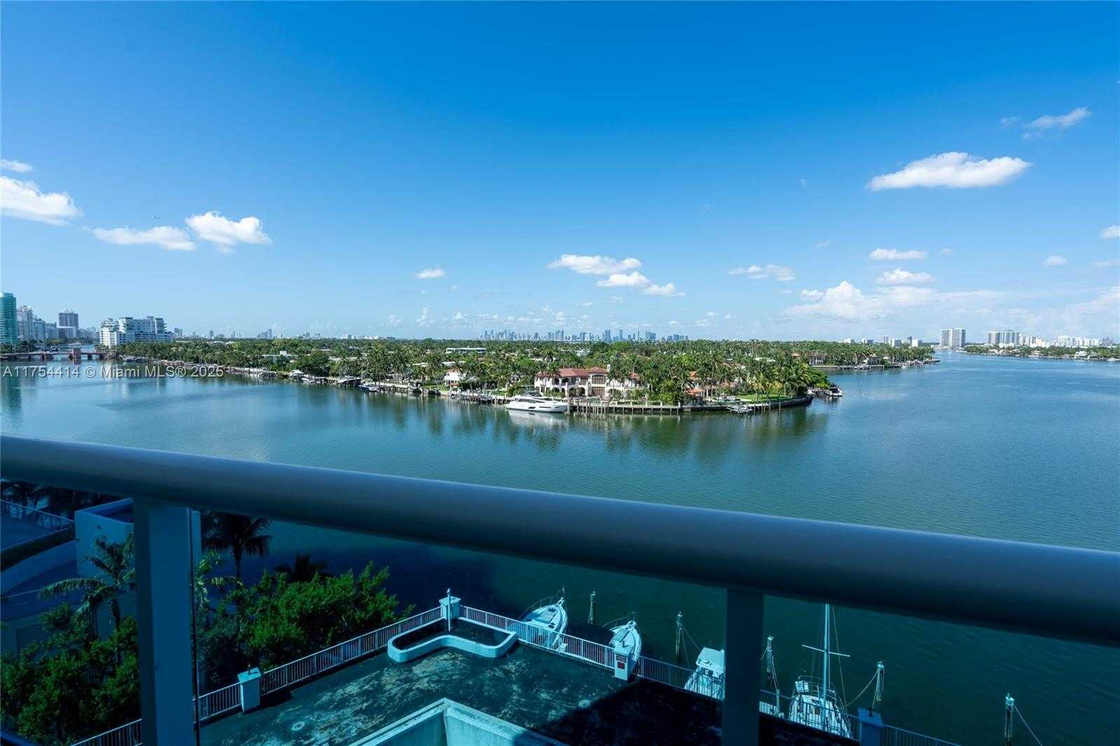Small Image of 6770 INDIAN CREEK DR #8G, Miami Beach Number 3