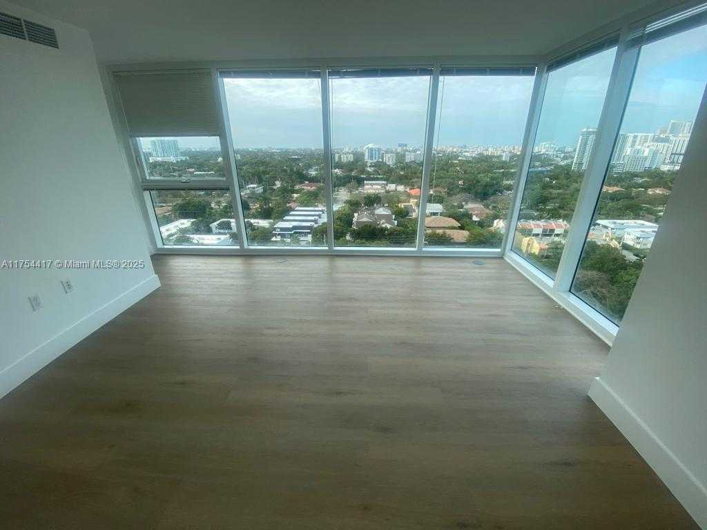 Small Image of 2101 BRICKELL AVE #1401, Miami Number 9