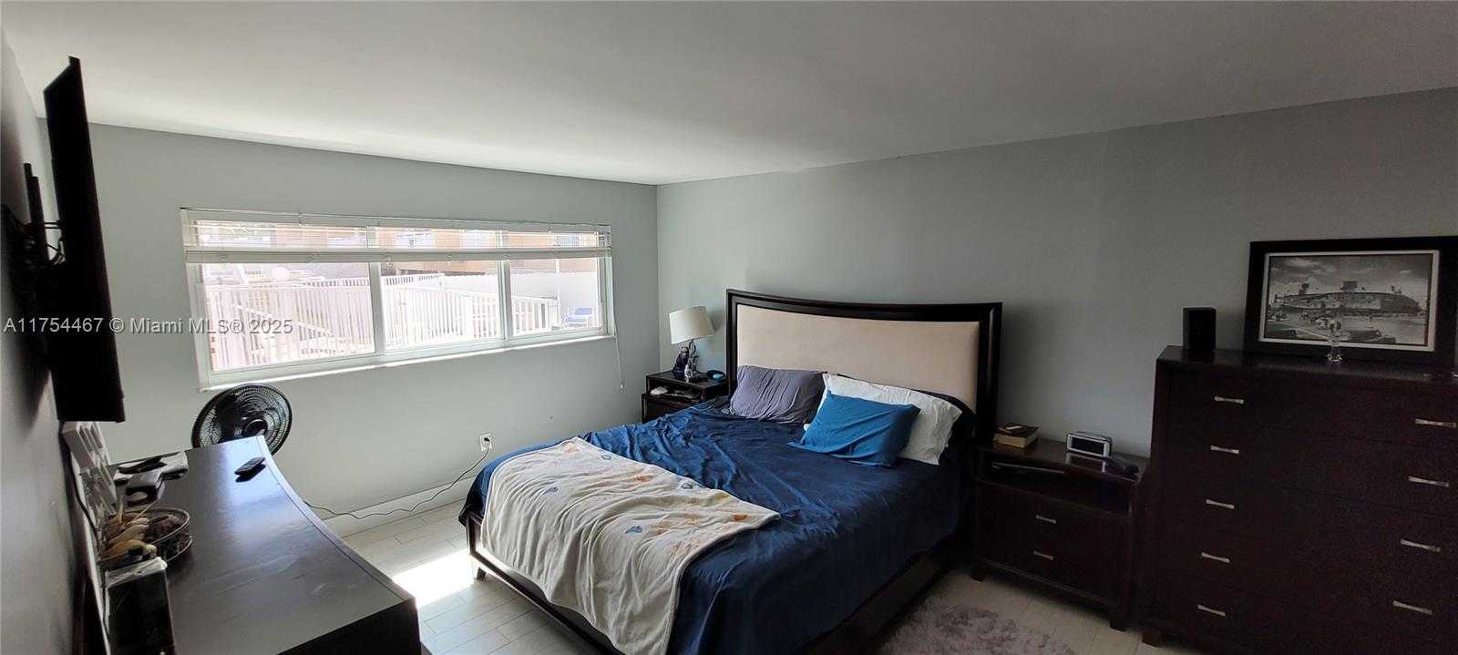 Small Image of 3522 NORTH EAST 171ST ST #104, North Miami Beach Number 14
