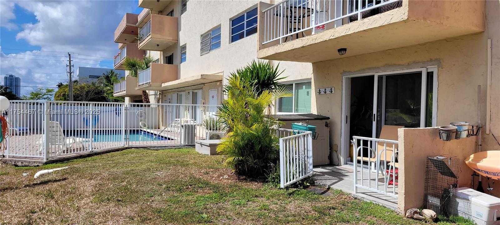 Small Image of 3522 NORTH EAST 171ST ST #104, North Miami Beach Number 3