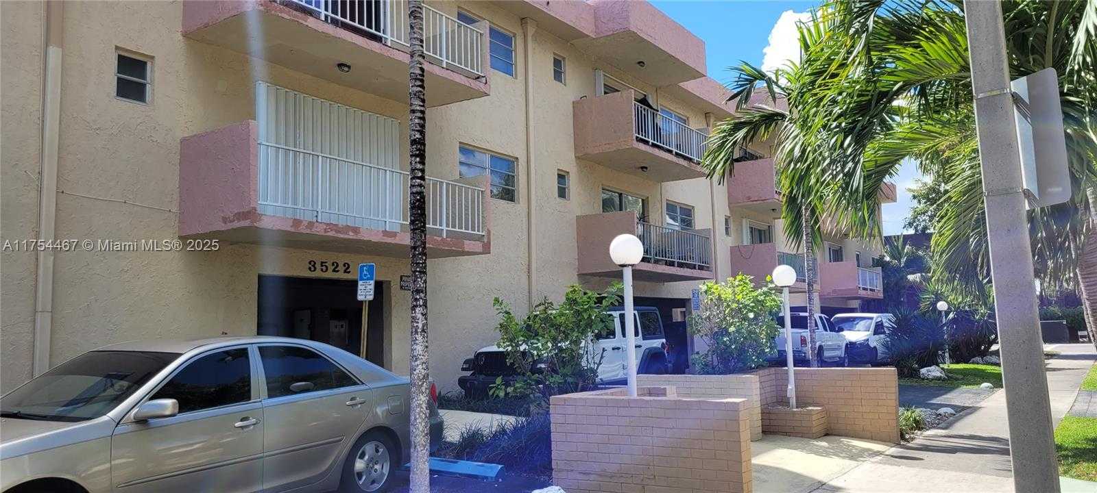 Small Image of 3522 NORTH EAST 171ST ST #104, North Miami Beach Number 31