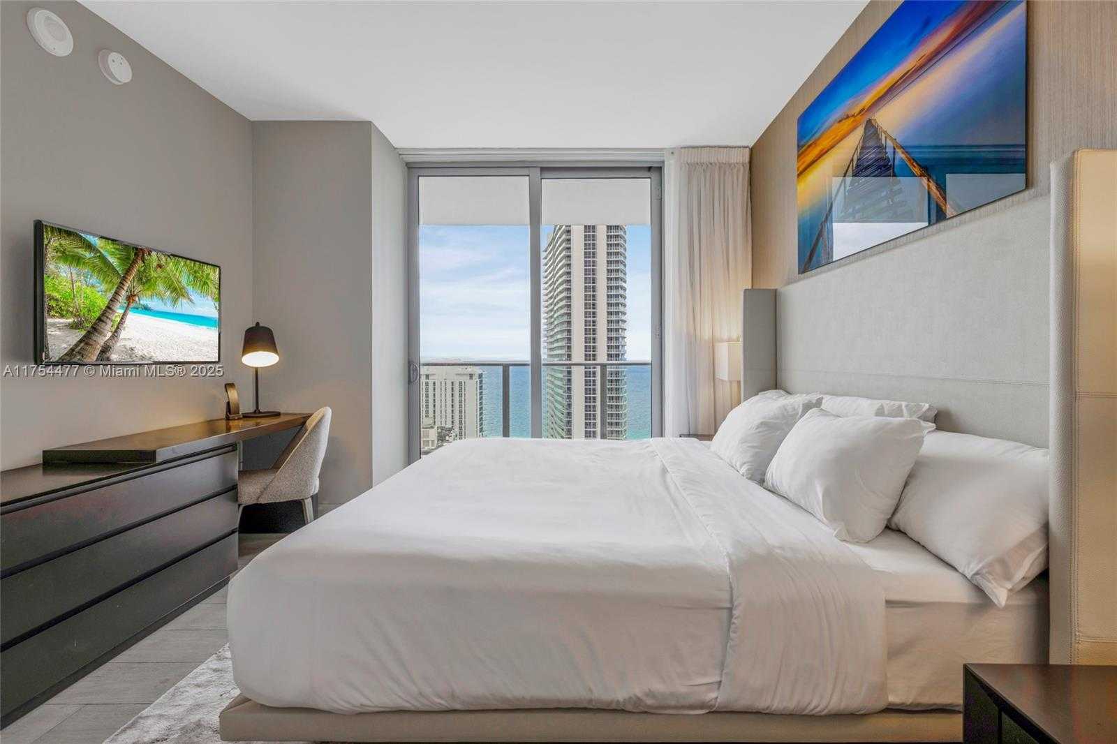 Small Image of 4010 SOUTH OCEAN DR #R2505, Hollywood Number 12