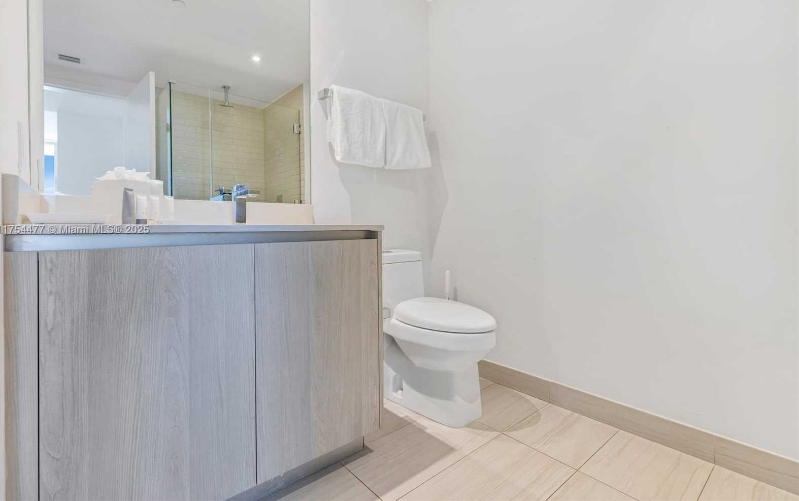 Small Image of 4010 SOUTH OCEAN DR #R2505, Hollywood Number 5