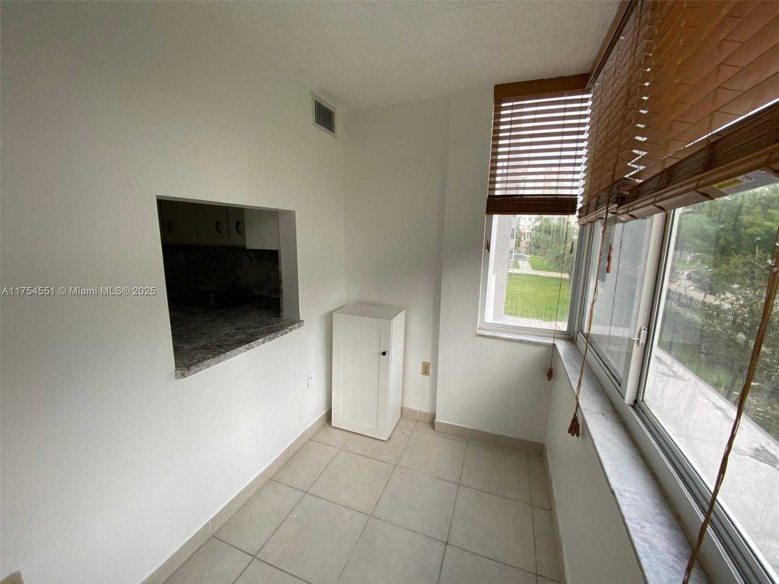 Small Image of 250 180TH DR #201, Sunny Isles Beach Number 9