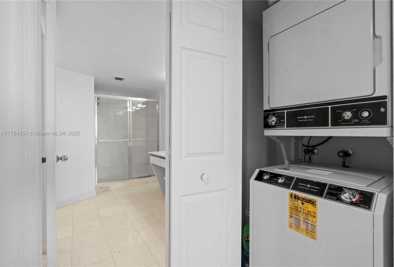 Small Image of 3530 MYSTIC POINTE DR #1508, Aventura Number 28
