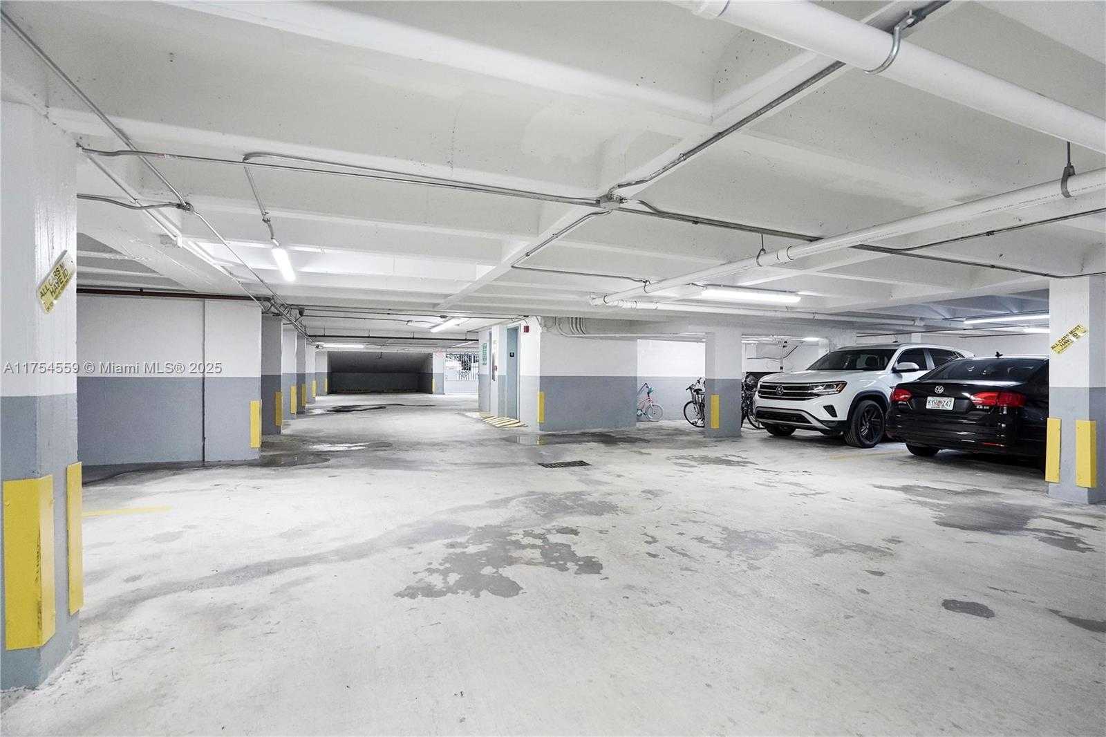 Small Image of 245 18TH ST #703, Miami Beach Number 37