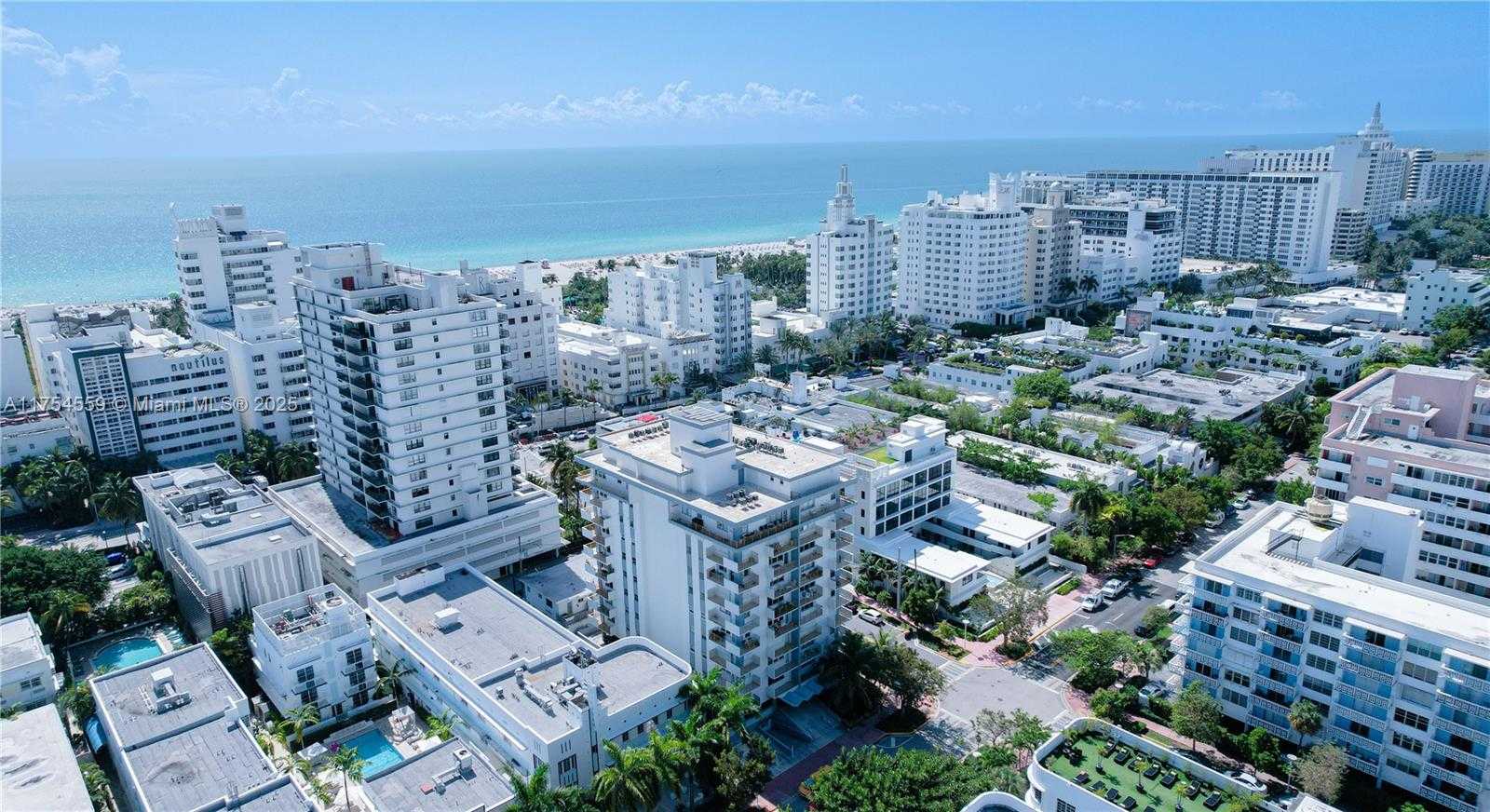 Small Image of 245 18TH ST #703, Miami Beach Number 4