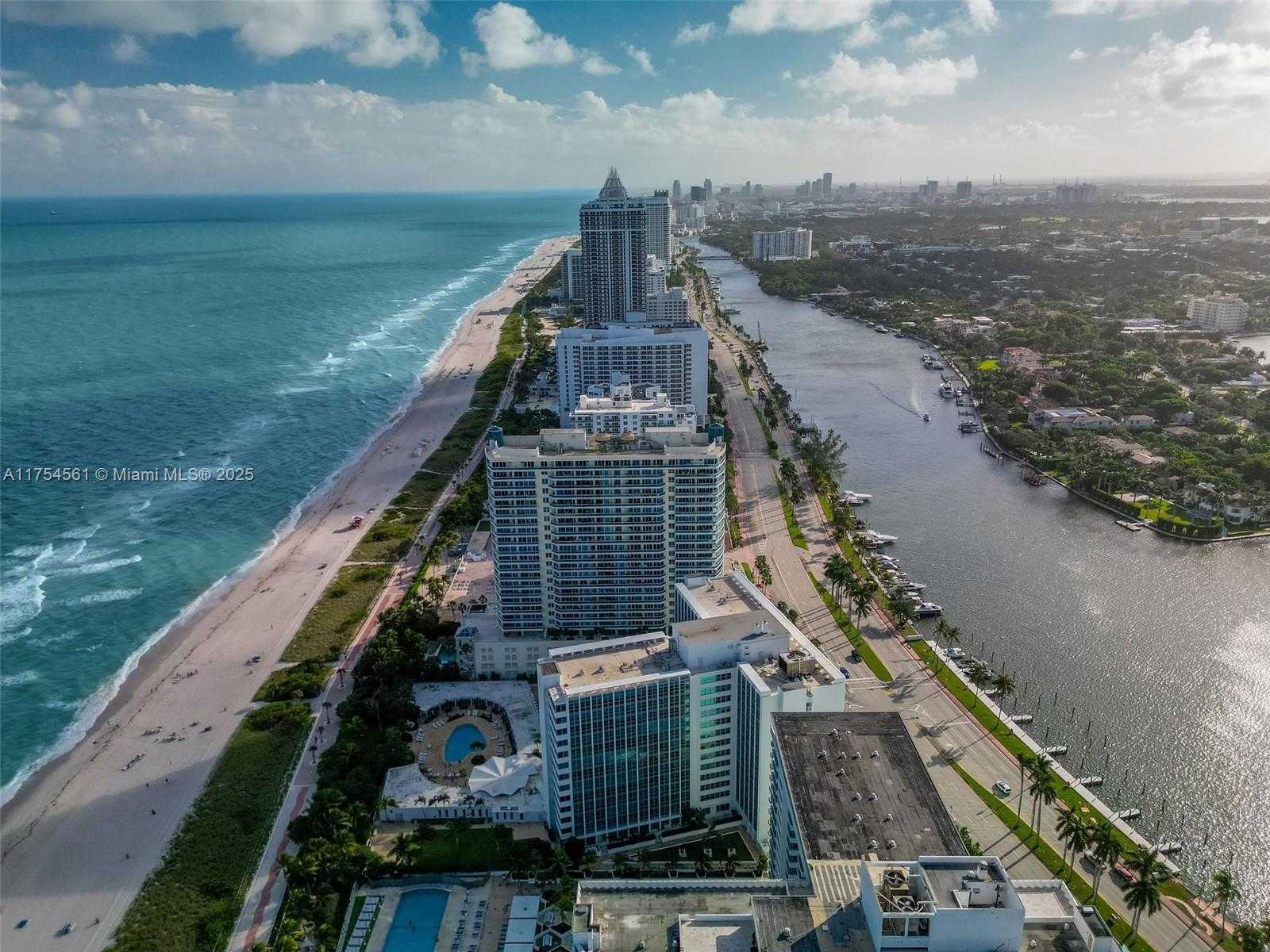 Small Image of 5055 #8H, Miami Beach Number 38