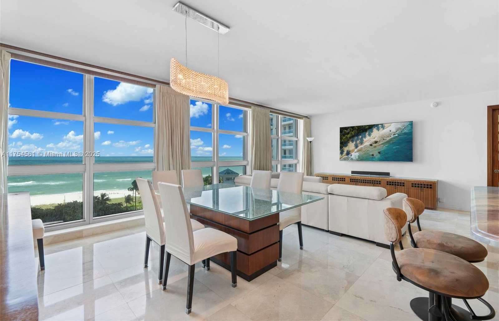 Small Image of 5055 #8H, Miami Beach Number 7