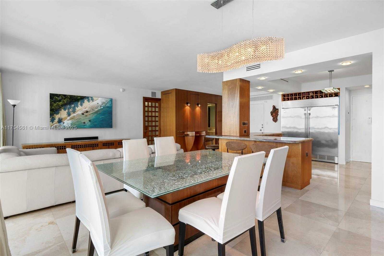 Small Image of 5055 #8H, Miami Beach Number 8