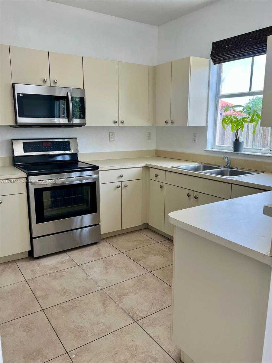 Small Image of 27480 SOUTH WEST 137 CT #27480, Homestead Number 11