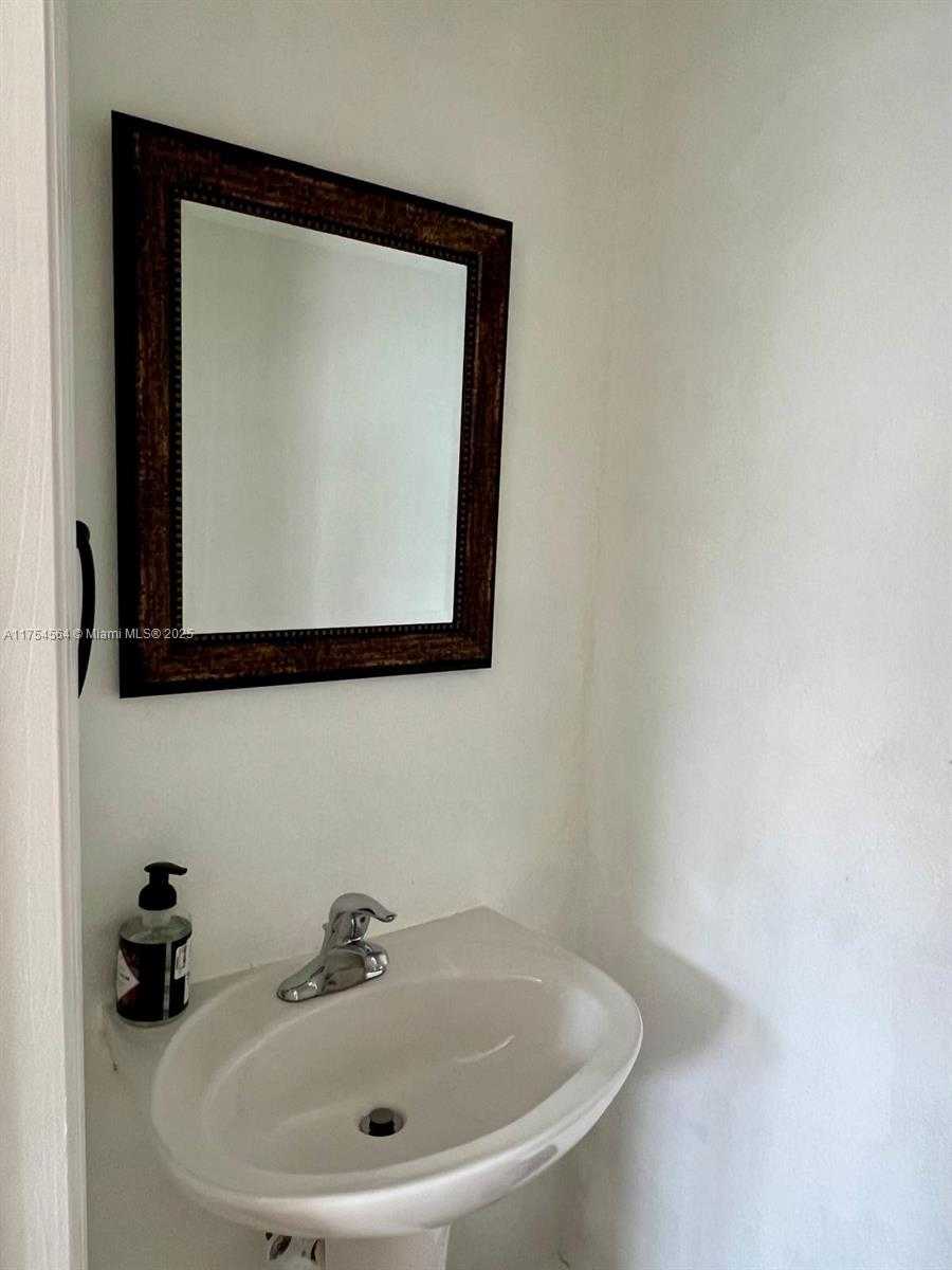 Small Image of 27480 SOUTH WEST 137 CT #27480, Homestead Number 12