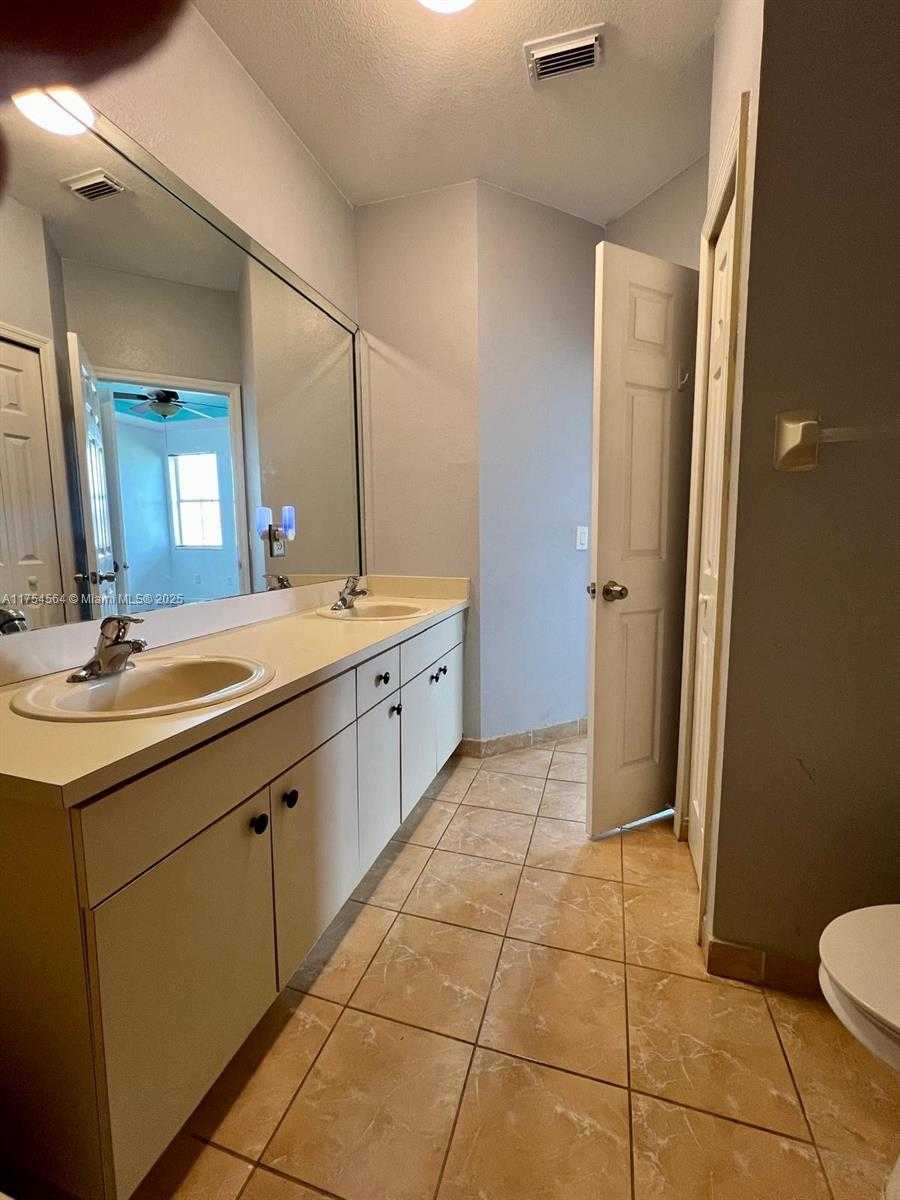 Small Image of 27480 SOUTH WEST 137 CT #27480, Homestead Number 23