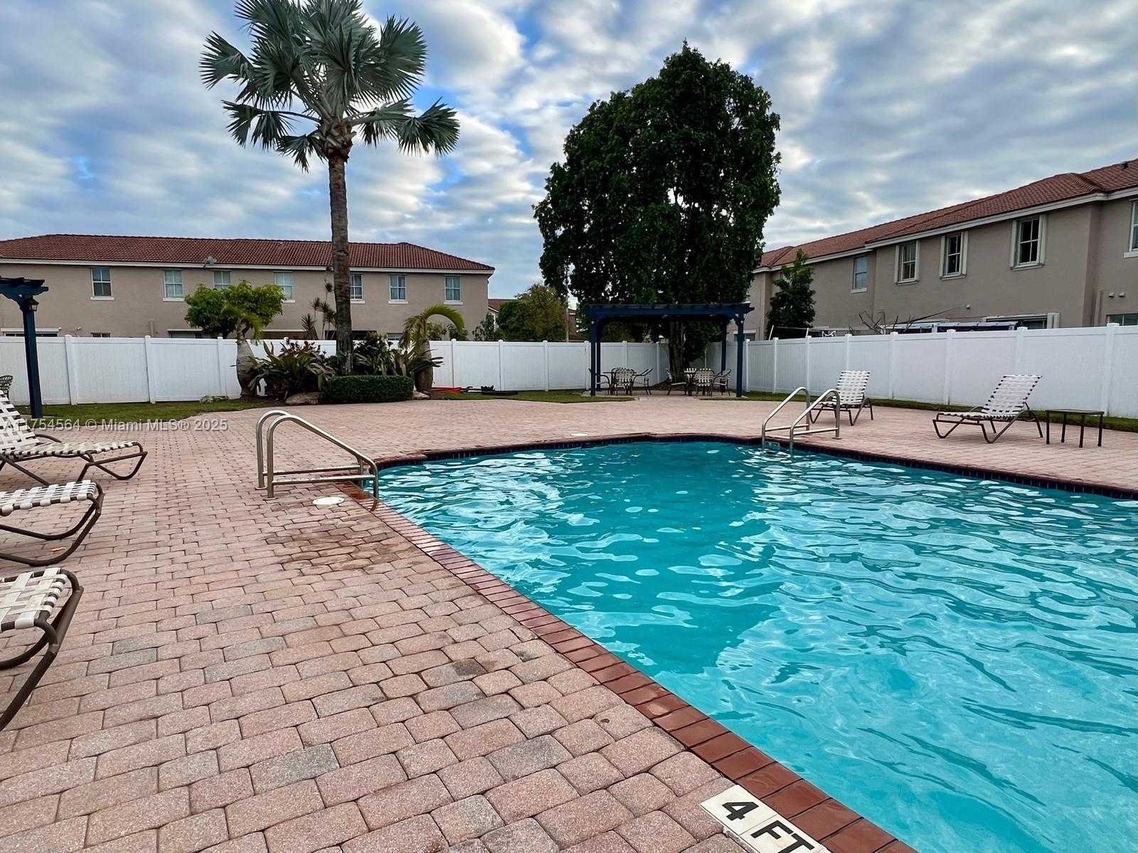 Small Image of 27480 SOUTH WEST 137 CT #27480, Homestead Number 27
