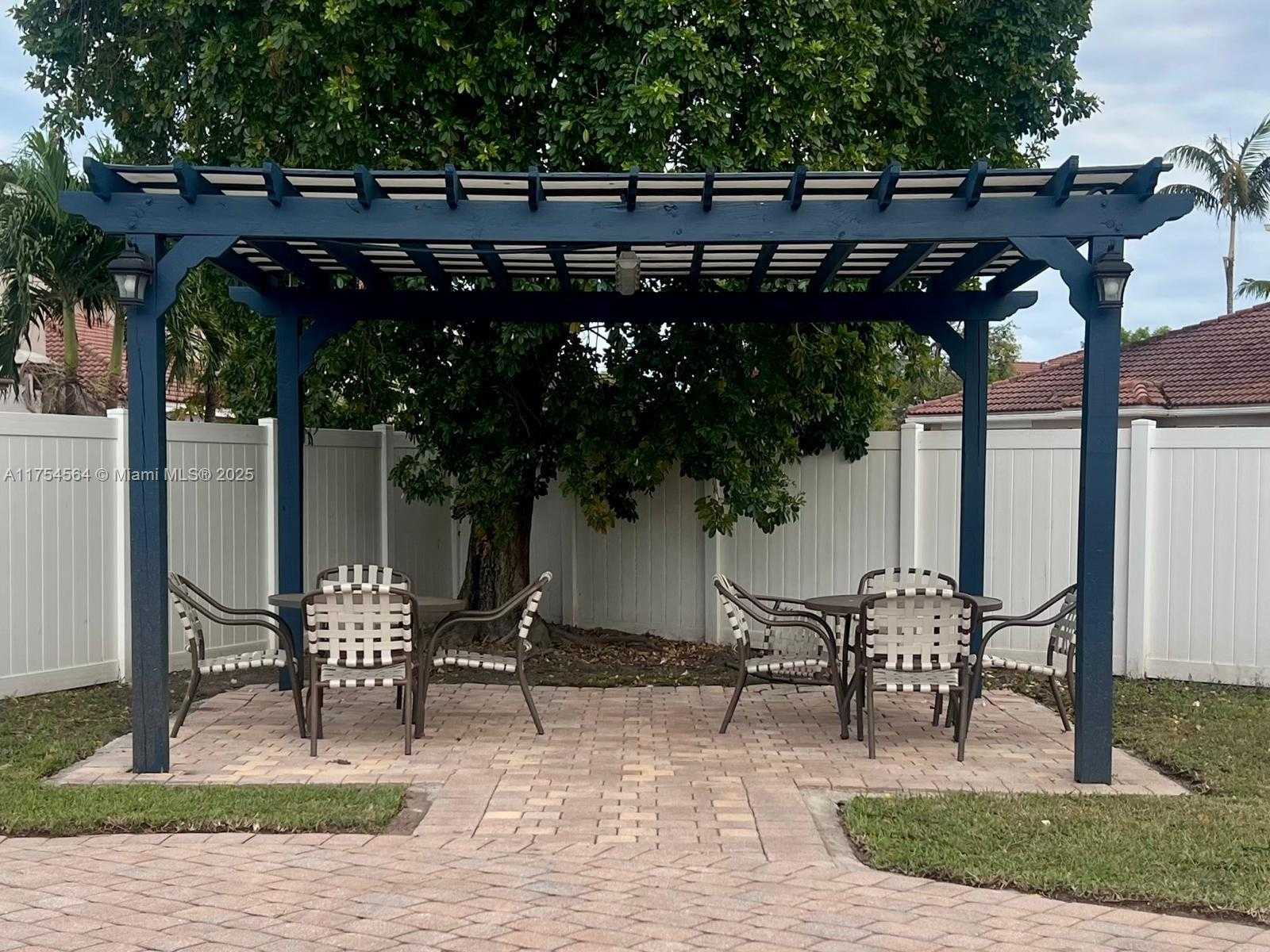 Small Image of 27480 SOUTH WEST 137 CT #27480, Homestead Number 31