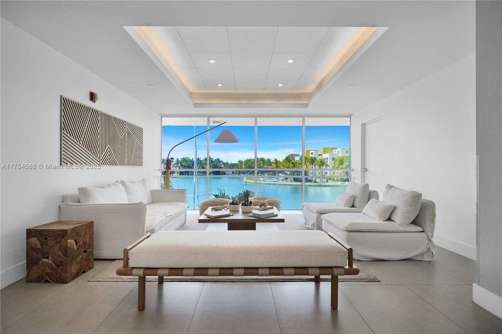 Small Image of 5900 Collins Ave, Miami Beach, FL 33140, USA Number 23
