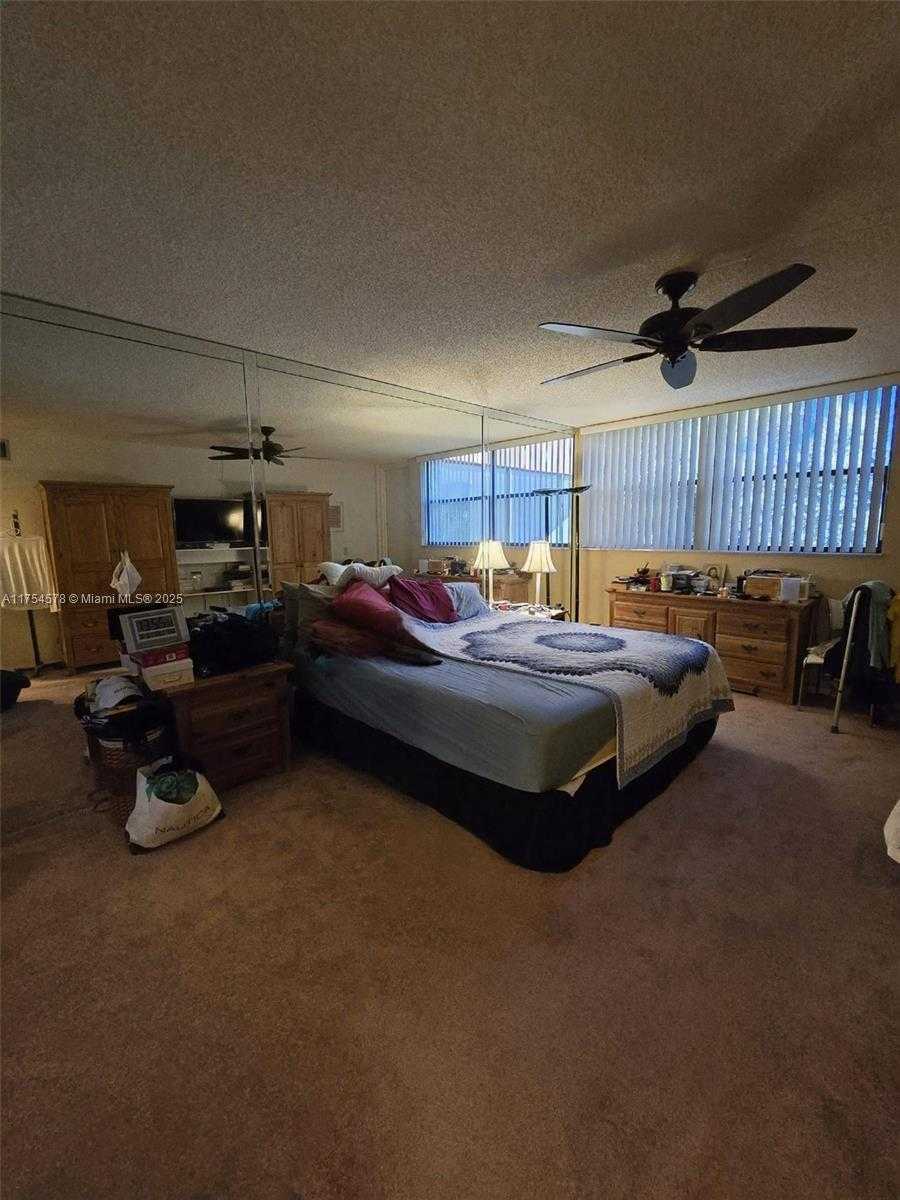 Small Image of 16475 GOLF CLUB RD #313, Weston Number 8