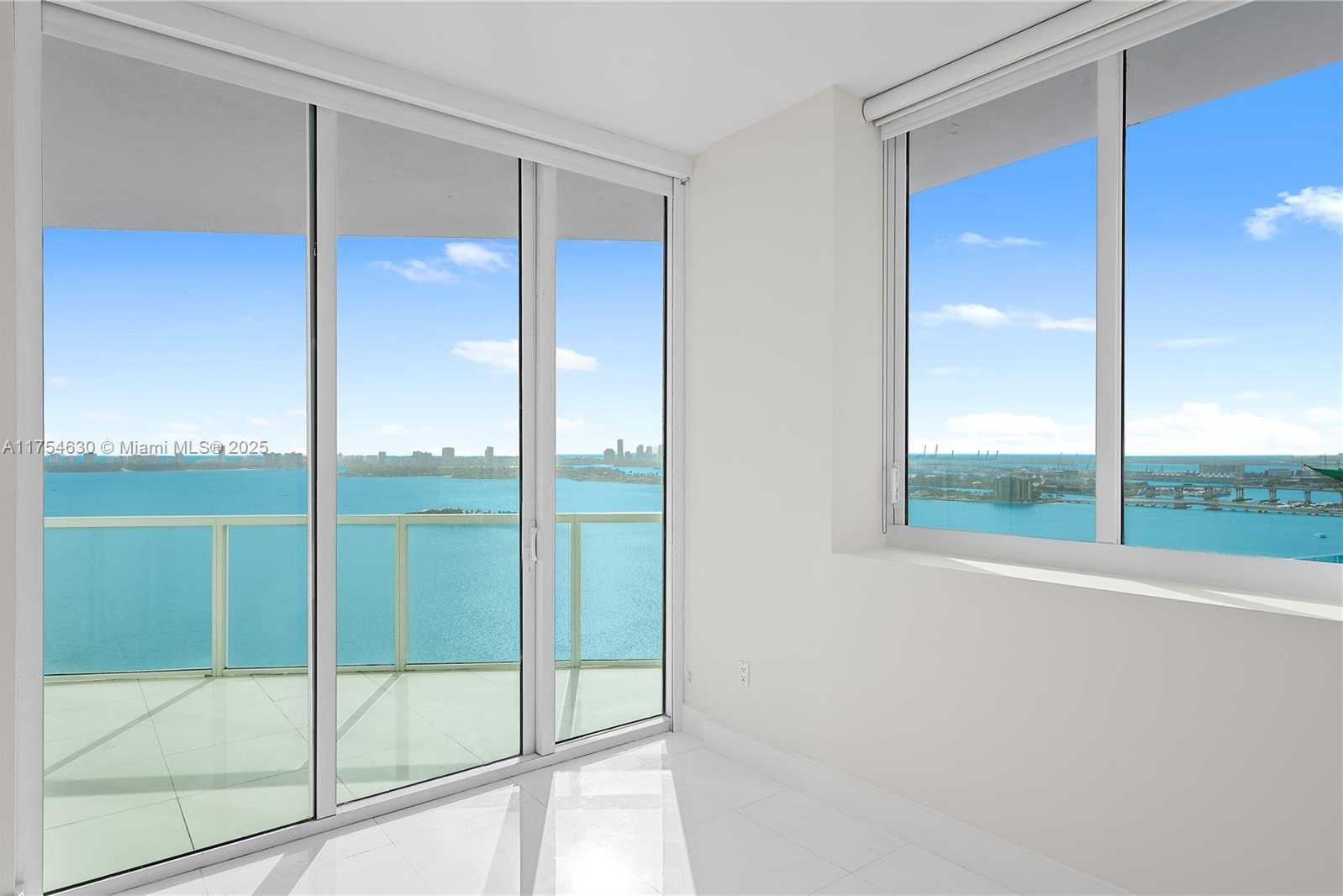 Small Image of 665 NE 25th St, Miami, FL 33137, USA Number 2