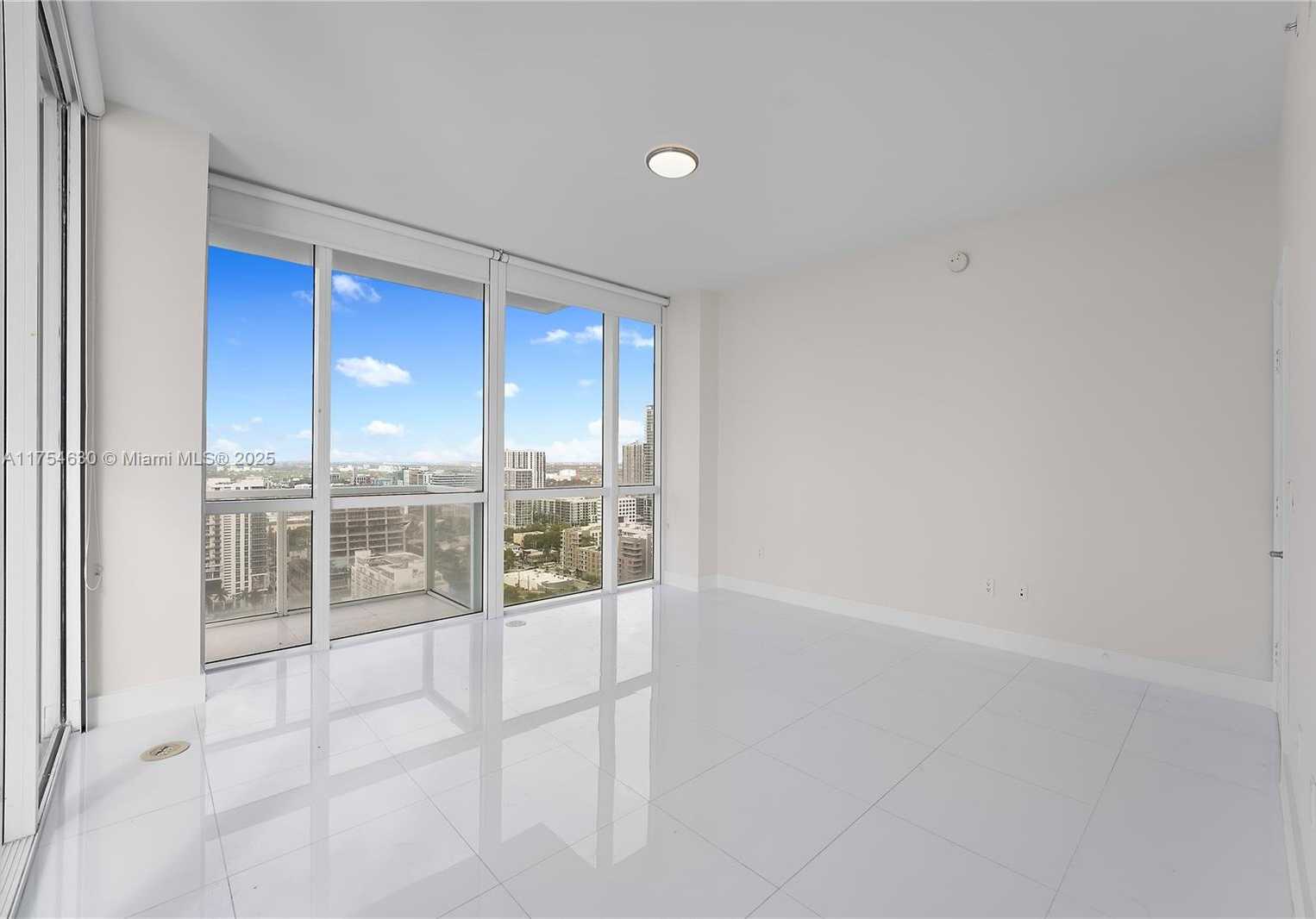 Small Image of 665 NE 25th St, Miami, FL 33137, USA Number 20