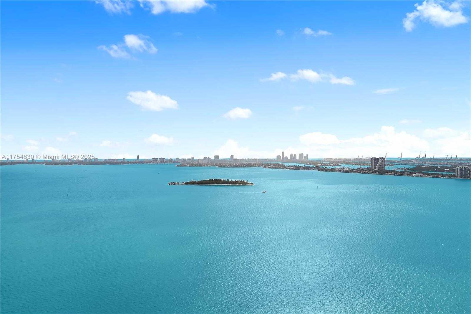 Small Image of 665 NE 25th St, Miami, FL 33137, USA Number 28