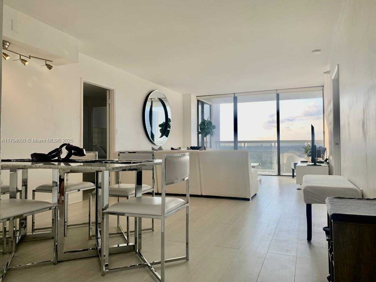 Small Image of 20505 EAST COUNTRY CLUB DR #1232, Aventura Number 12