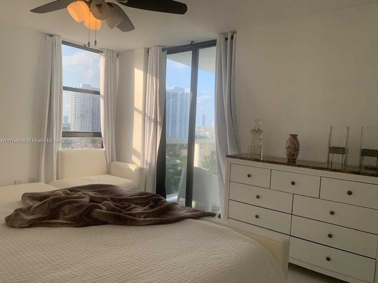 Small Image of 20505 EAST COUNTRY CLUB DR #1232, Aventura Number 5