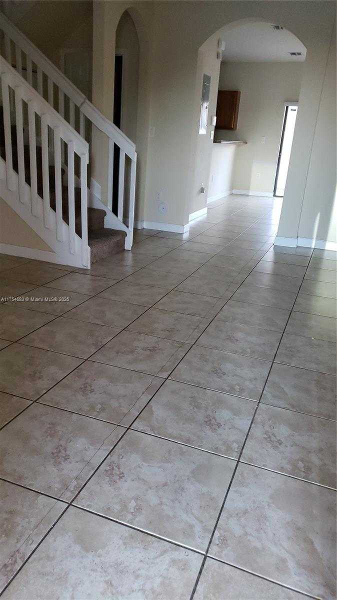 Small Image of 3544 WEST 88TH TER #1, Hialeah Number 5