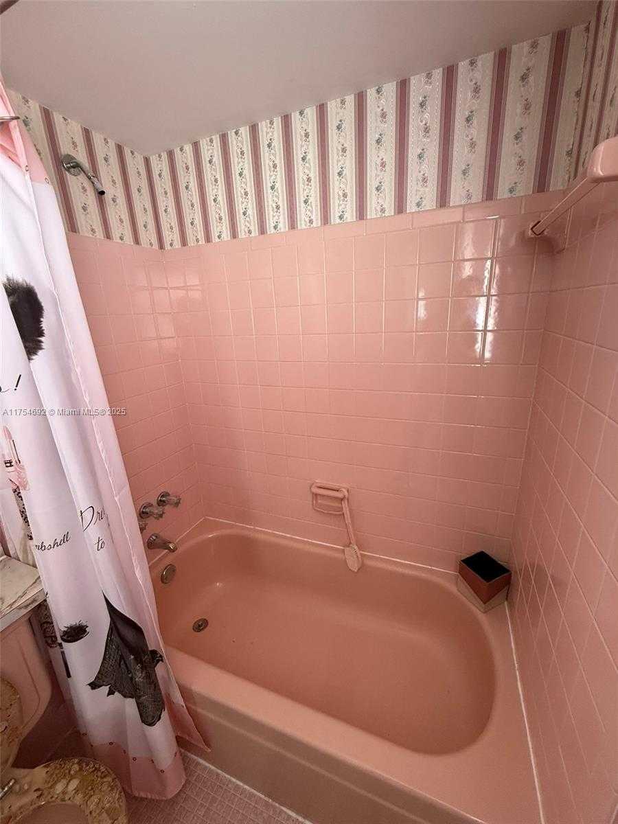 Small Image of 7205 WEST ATLANTIC BLVD #201, Margate Number 20
