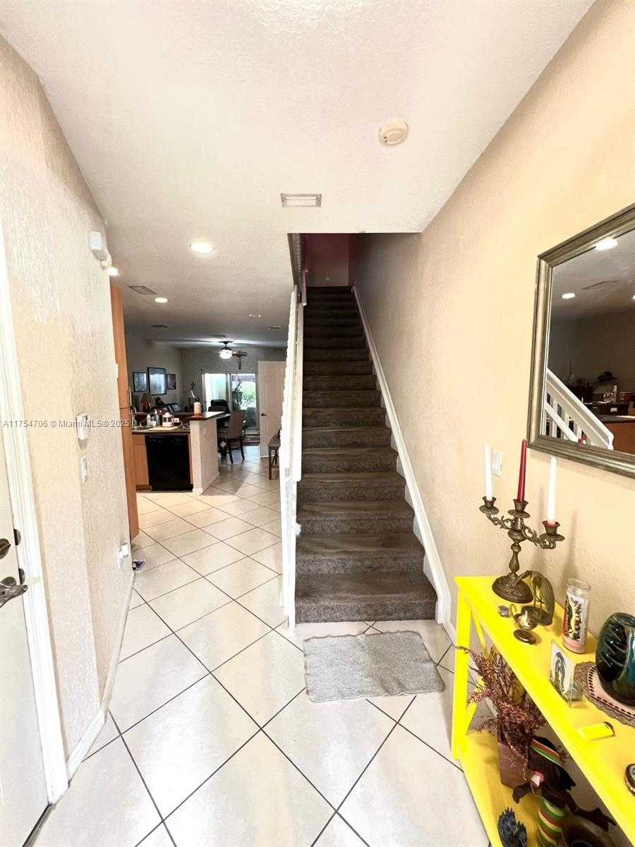 Small Image of 2429 NORTH WEST 31ST CT #2429, Oakland Park Number 32