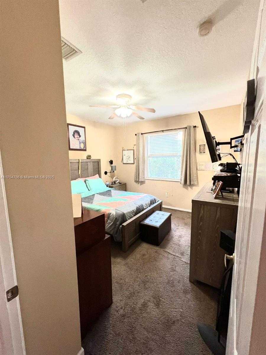 Small Image of 2429 NORTH WEST 31ST CT #2429, Oakland Park Number 47
