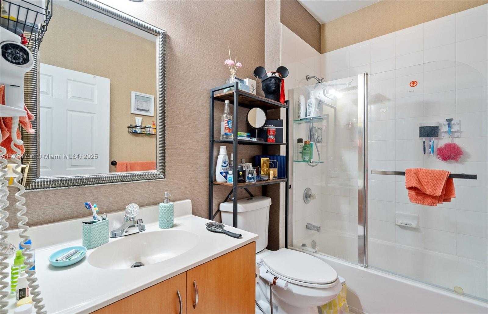 Small Image of 2429 NORTH WEST 31ST CT #2429, Oakland Park Number 5