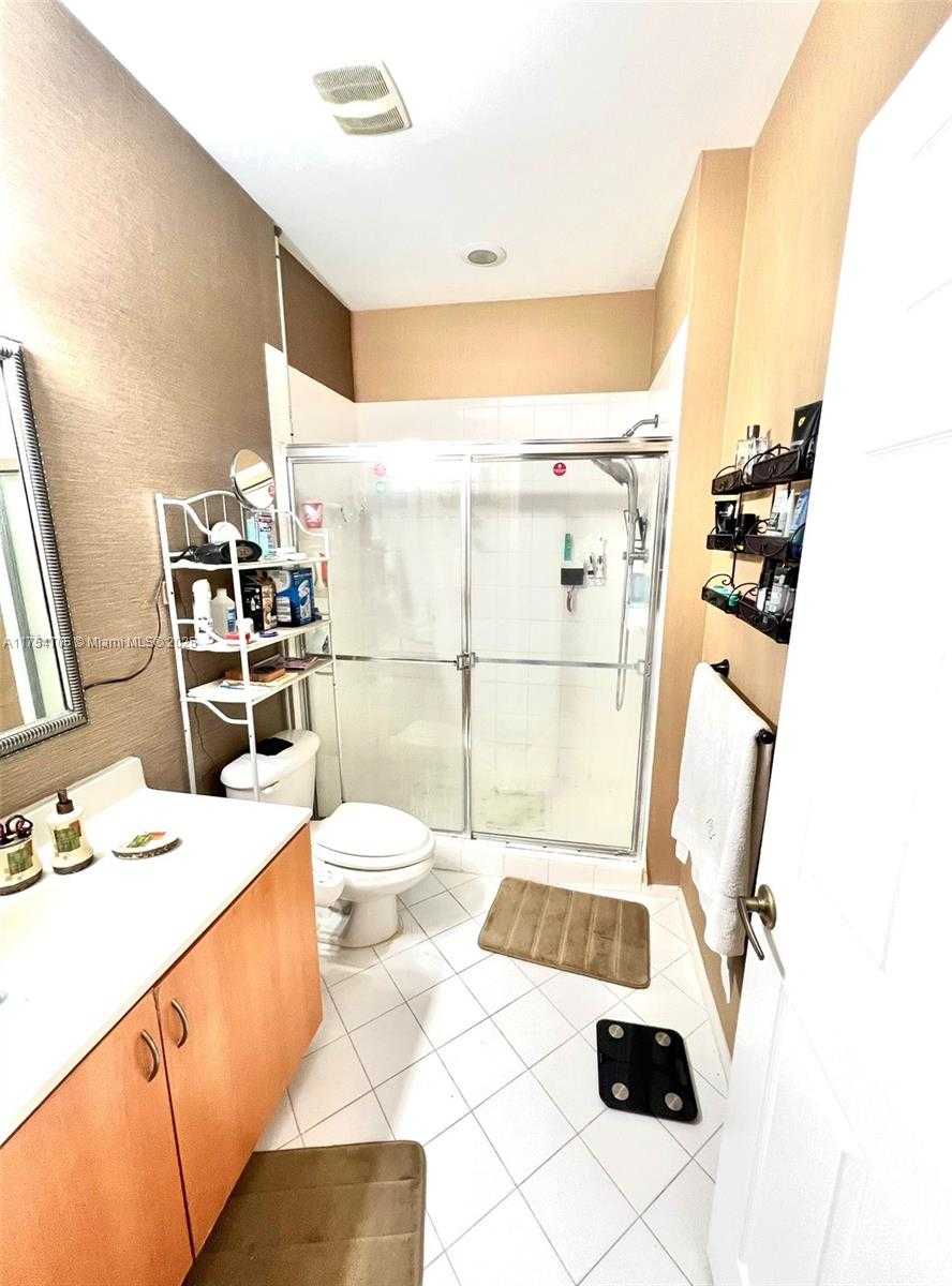 Small Image of 2429 NORTH WEST 31ST CT #2429, Oakland Park Number 63