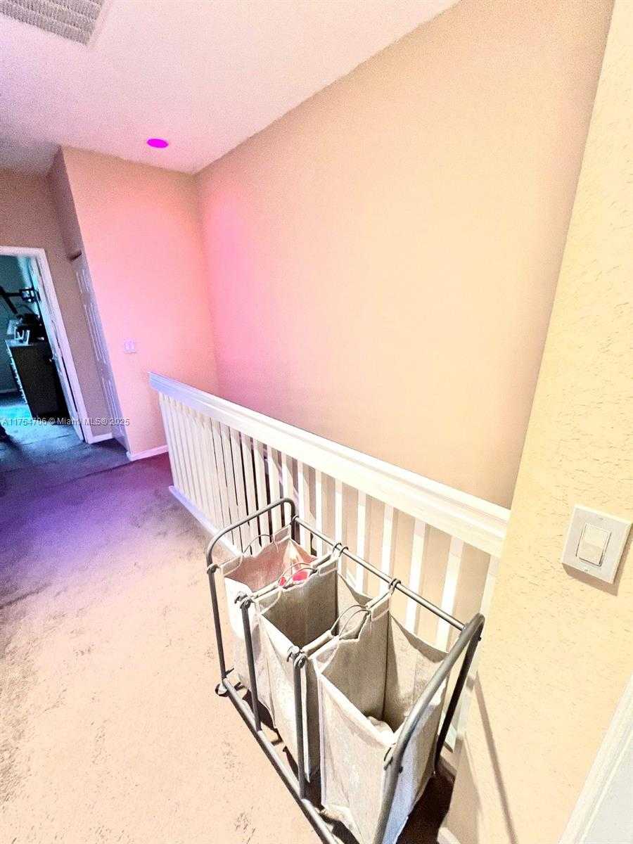Small Image of 2429 NORTH WEST 31ST CT #2429, Oakland Park Number 64