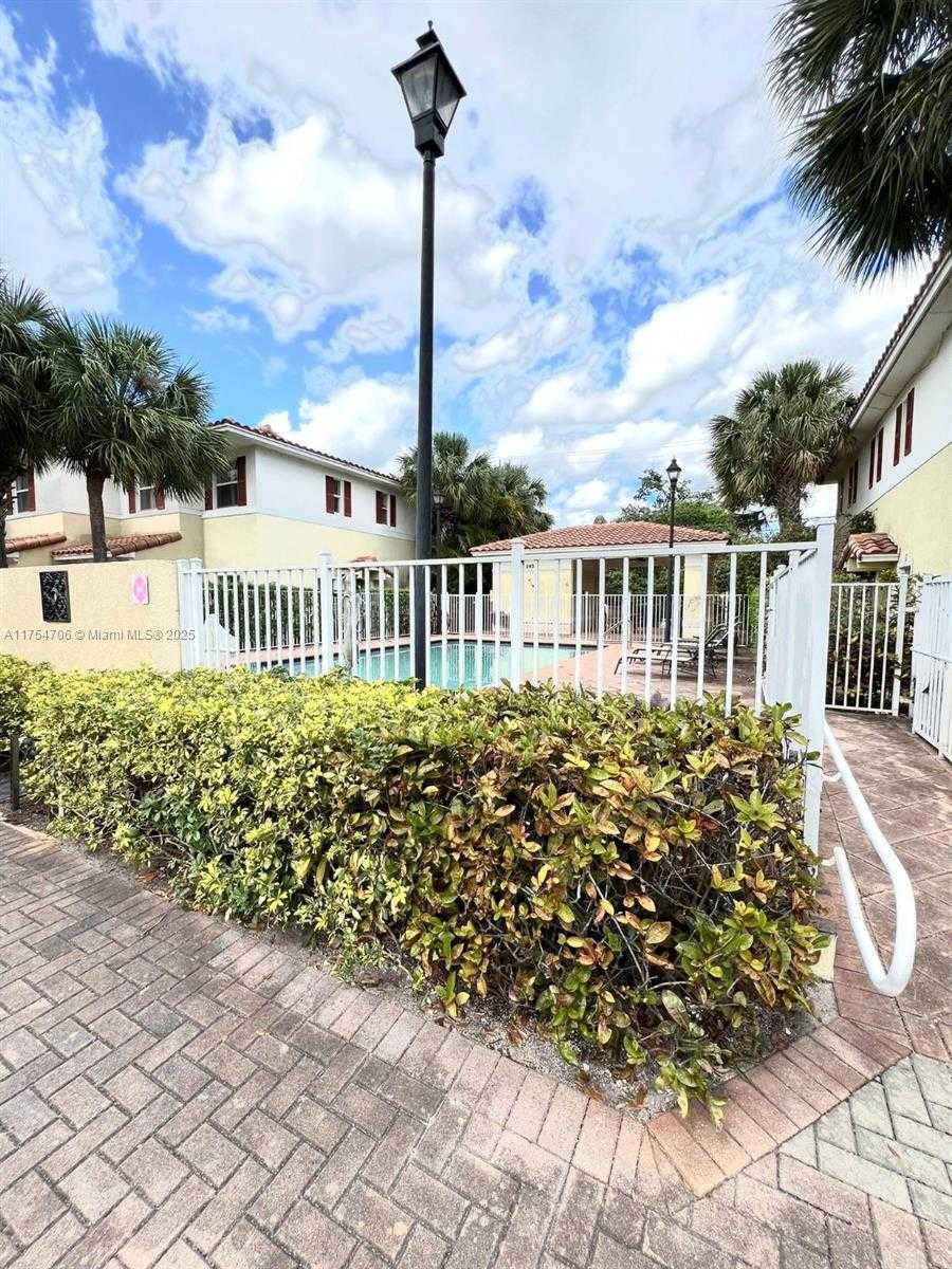 Small Image of 2429 NORTH WEST 31ST CT #2429, Oakland Park Number 69
