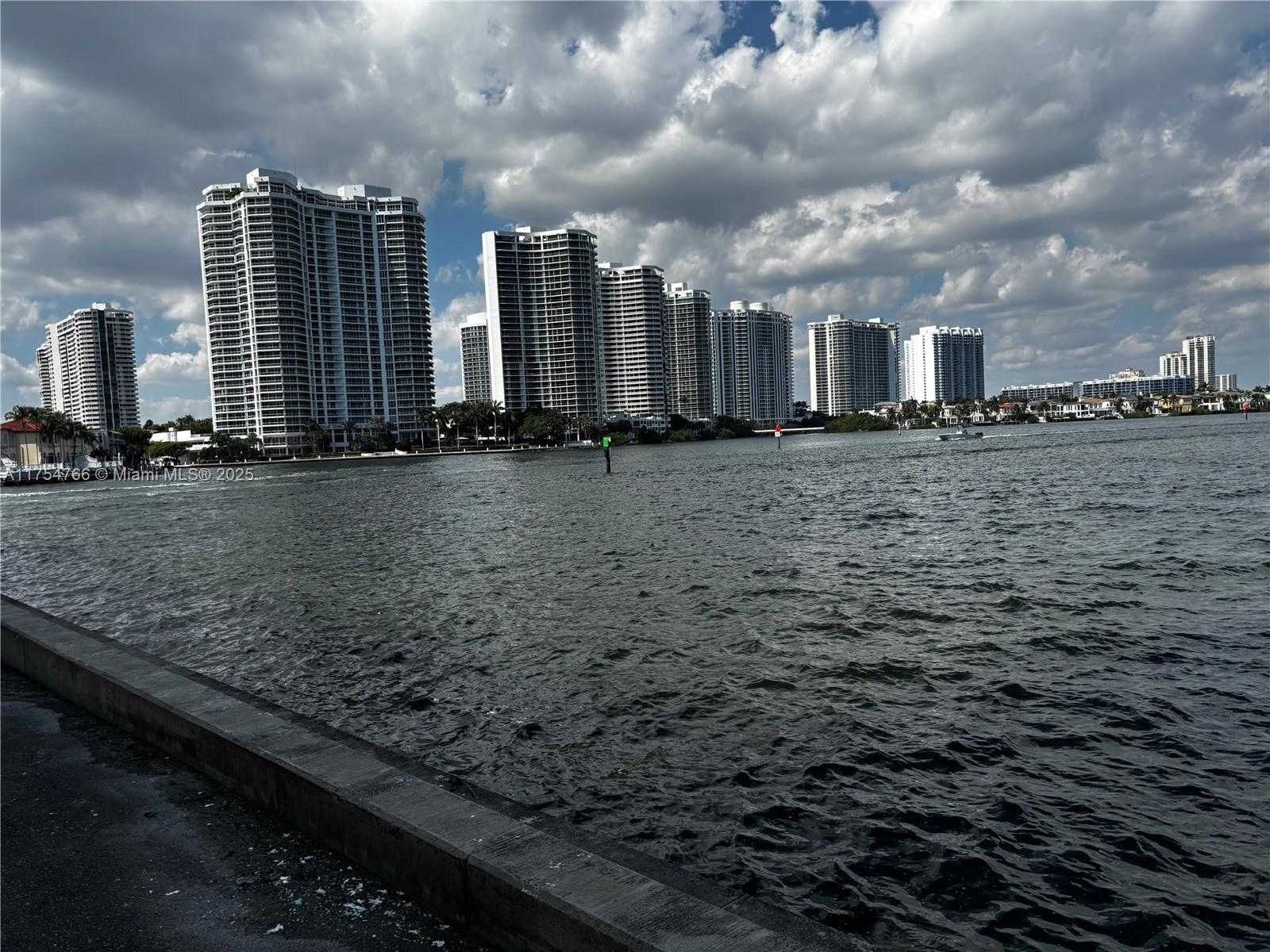 Small Image of 301 174TH ST #2217, Sunny Isles Beach Number 22