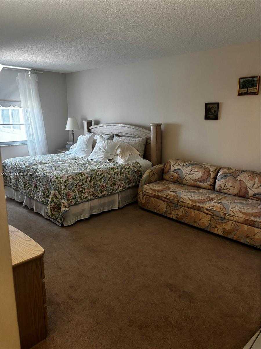 Small Image of 301 174TH ST #2217, Sunny Isles Beach Number 6