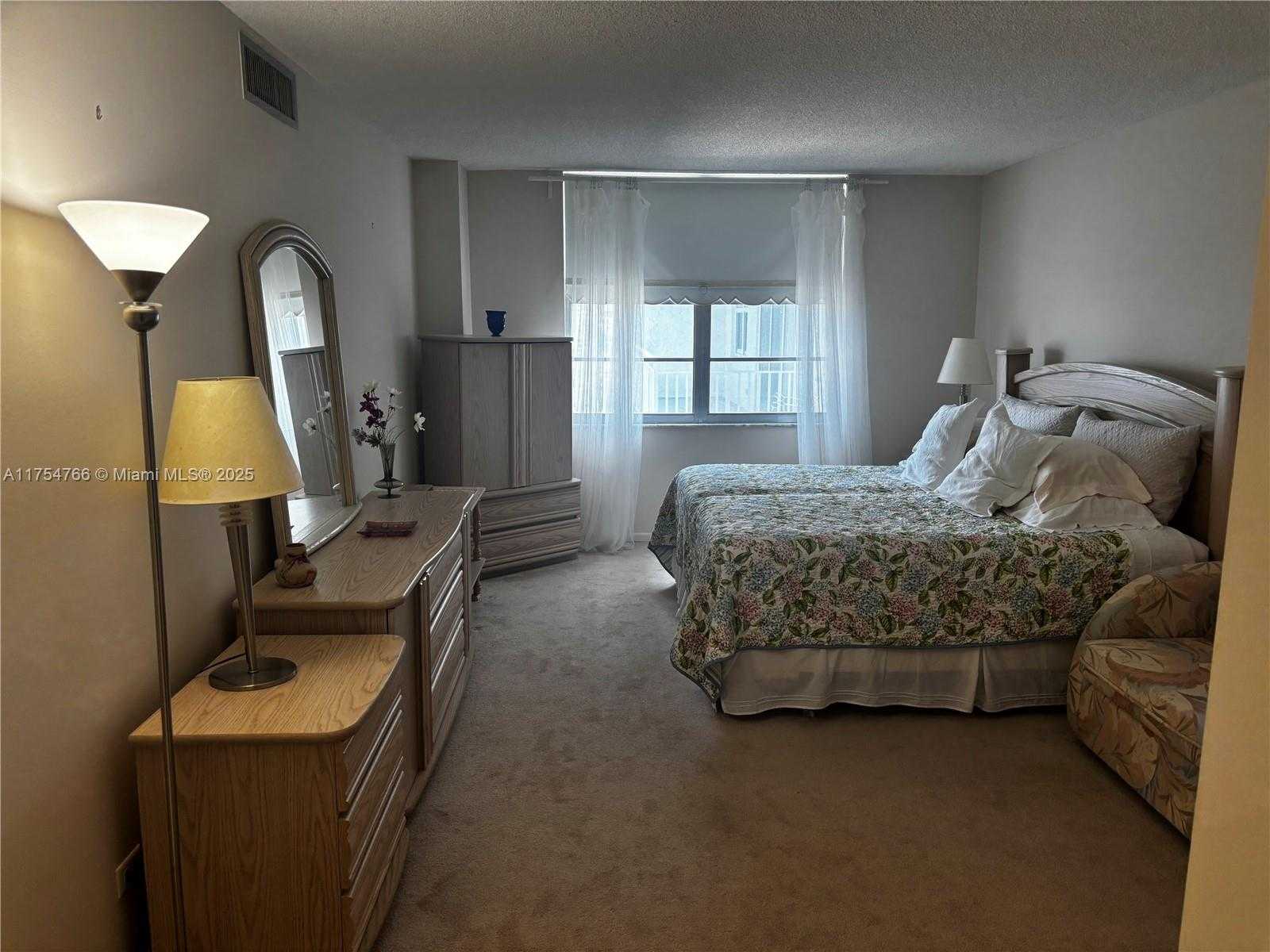 Small Image of 301 174TH ST #2217, Sunny Isles Beach Number 8