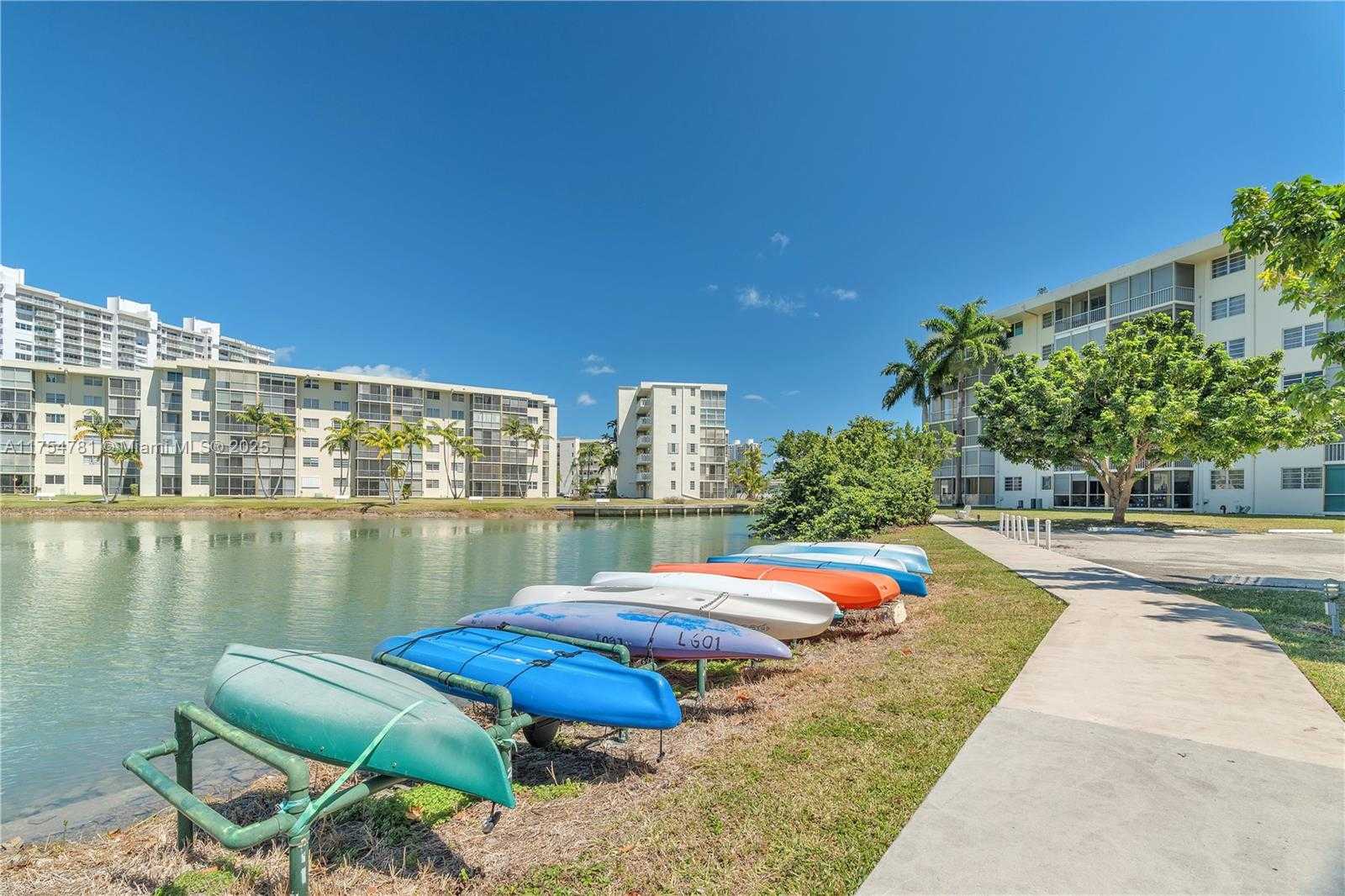 Small Image of 2905 POINT EAST DR #L311, Aventura Number 11