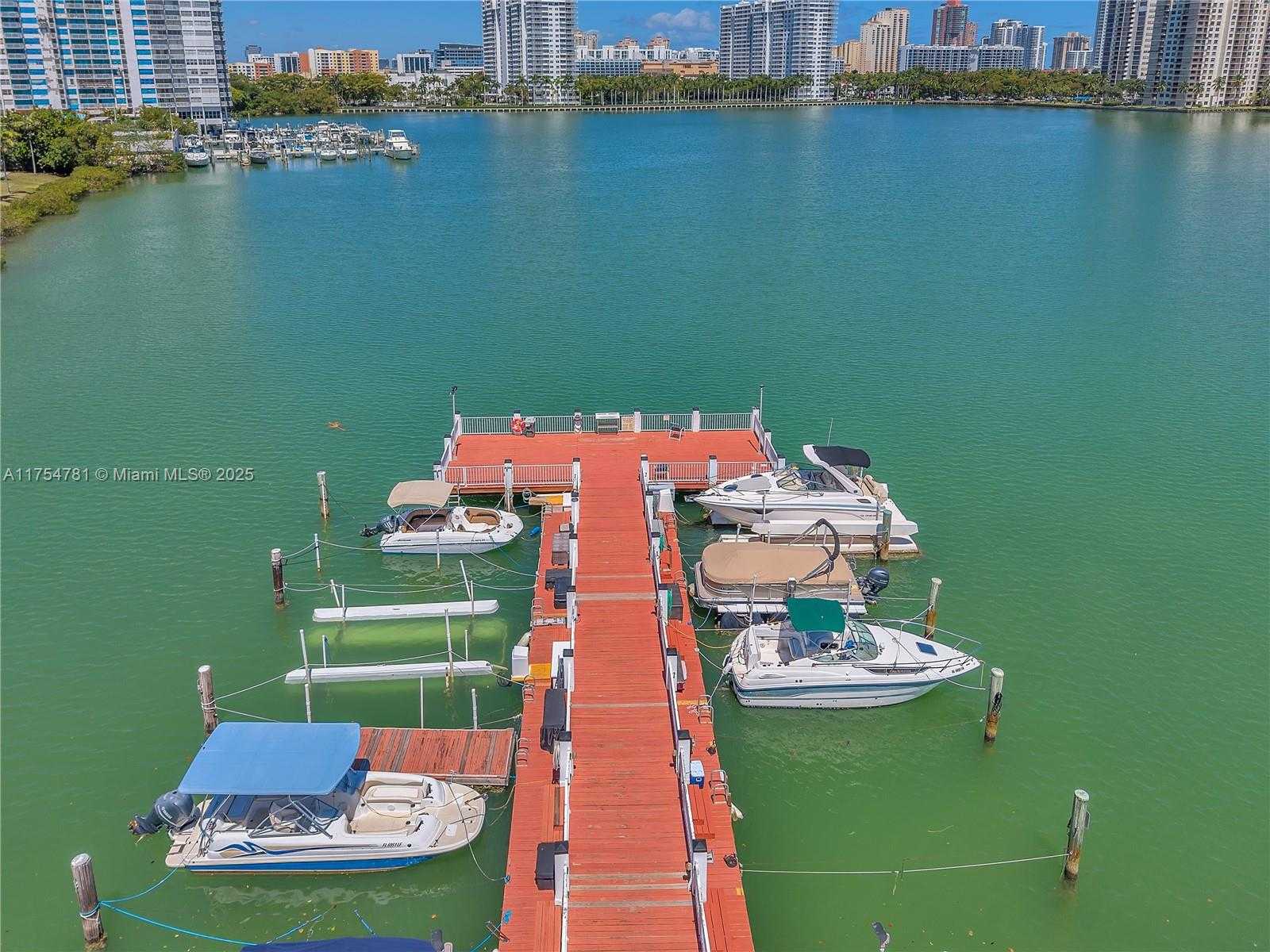 Small Image of 2905 POINT EAST DR #L311, Aventura Number 14