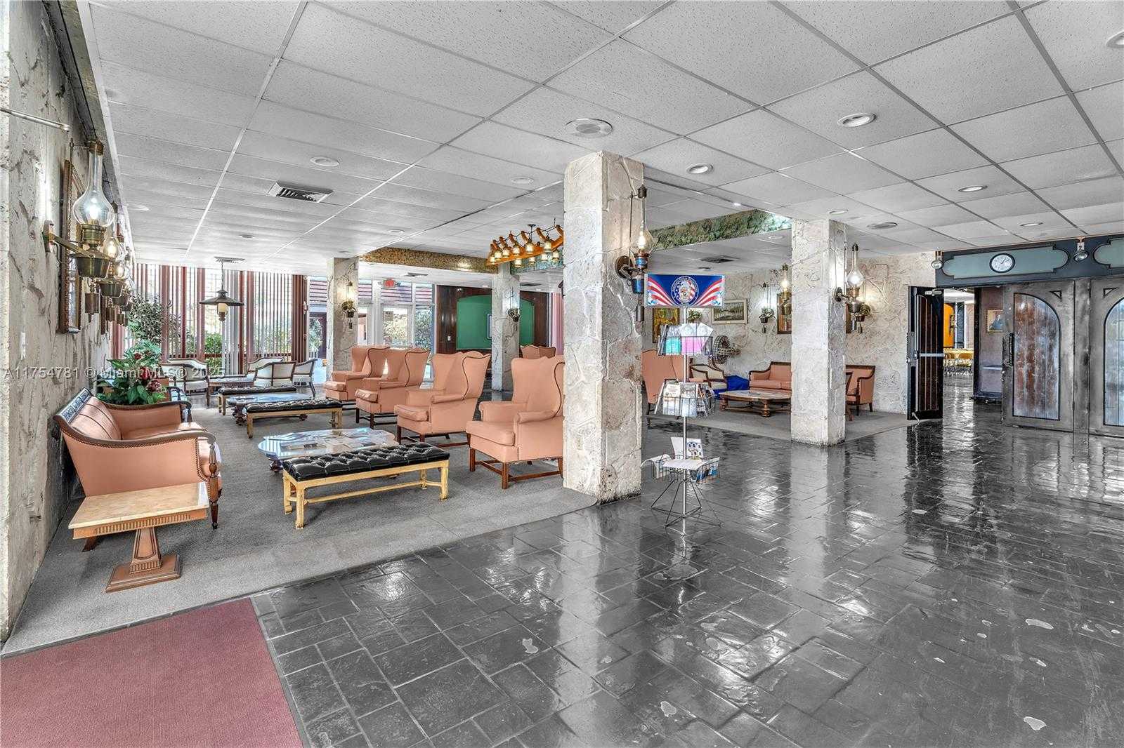 Small Image of 2905 POINT EAST DR #L311, Aventura Number 15