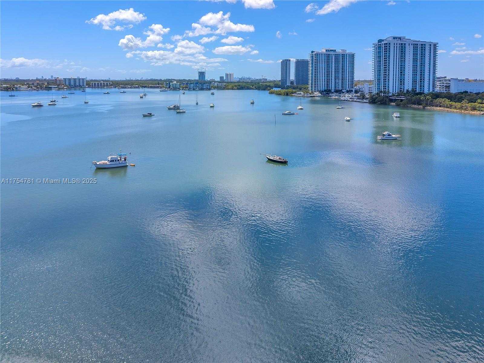 Small Image of 2905 POINT EAST DR #L311, Aventura Number 2