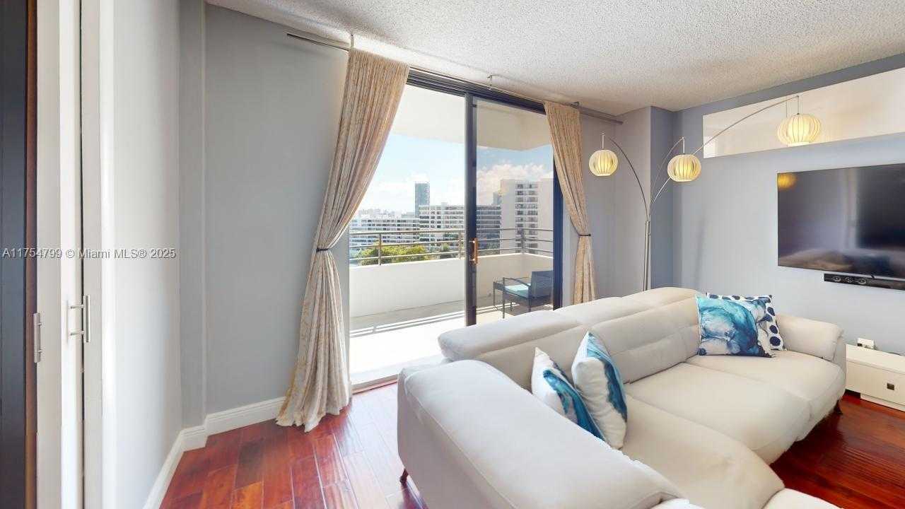 Small Image of 2500 PARKVIEW DR #1217, Hallandale Beach Number 8